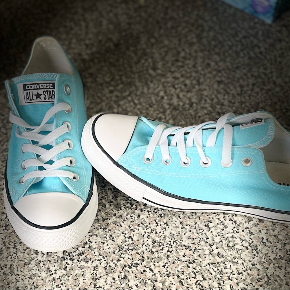 Chuck Taylor Converse All Stars - almost brand new! Worn twice. Women’s 8/Mens 6